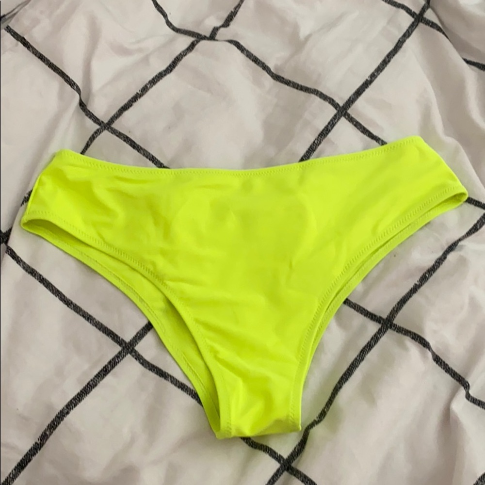 Bikini bottoms